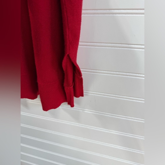 Michael Kors women’s red sweater. Size XL. - Picture 5 of 6